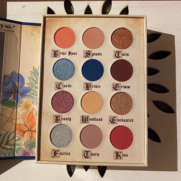 Storybook Cosmetics Little Briar Rose Eye Palette - Picture 1 of 5
